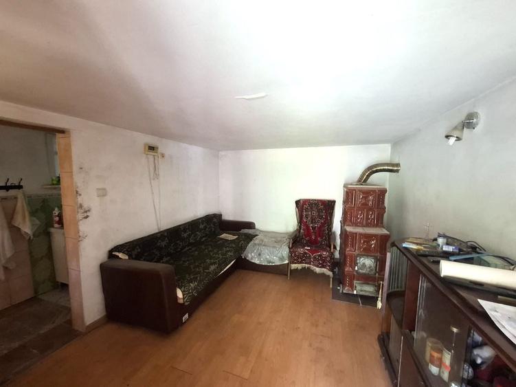 Casă cu 3 camere cu Canalizare în Vulturu