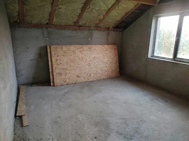 Casă cu Teren 640 Mp în Târgșoru Vechi