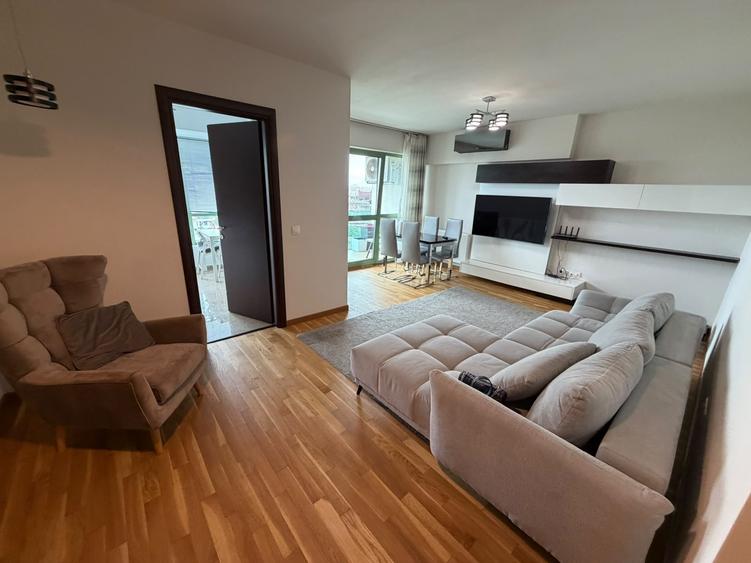 Apartament cu 2 camere decomandat în Barbu Văcărescu