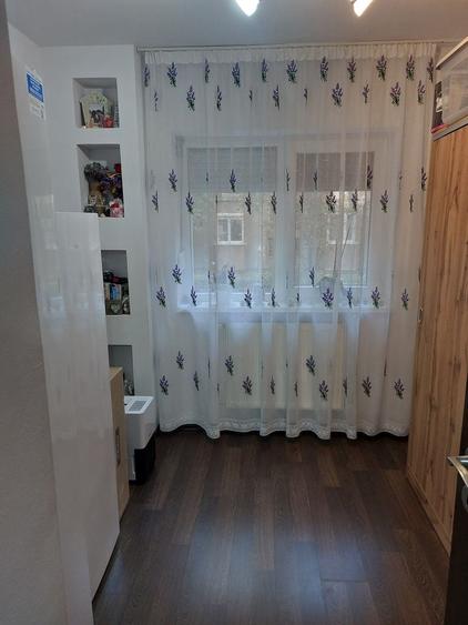 Apartament cu 2 camere decomandat în Rogerius