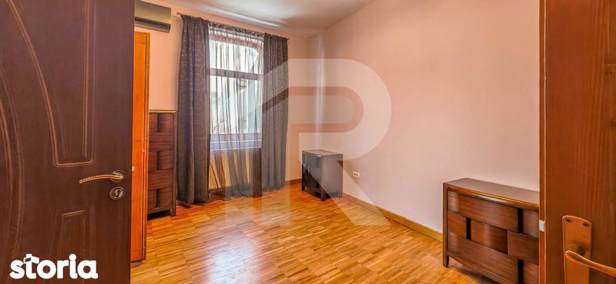 Casă cu 5 camere cu Teren 128 Mp în Iancului