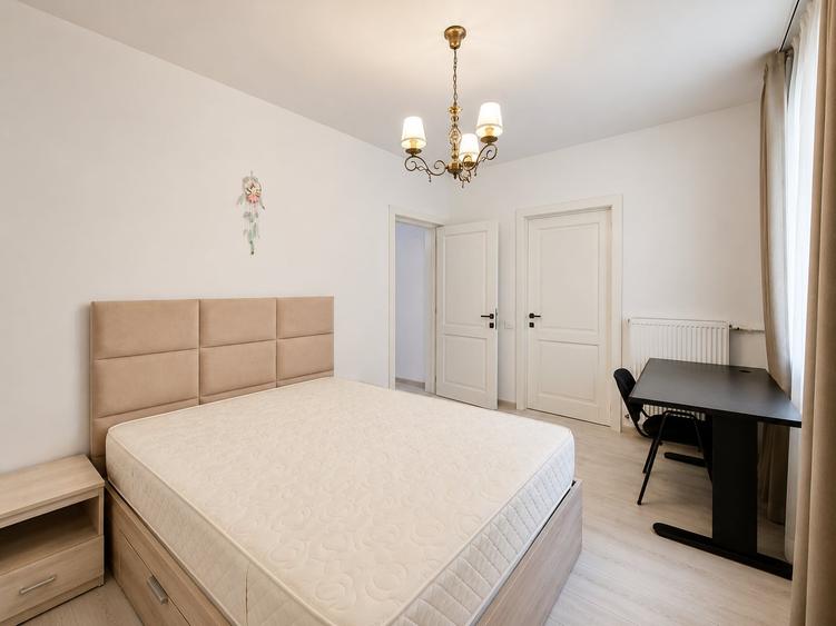 Apartament cu 3 camere semidecomandat, mobilat în Floreasca