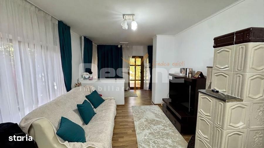 Casă cu 4 camere cu Teren 800 Mp în Muntenii de Jos