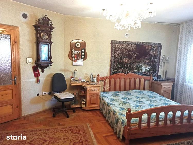 Apartament cu 4 camere în Central