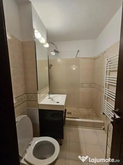 Apartament cu 2 camere decomandat, mobilat în Stadion