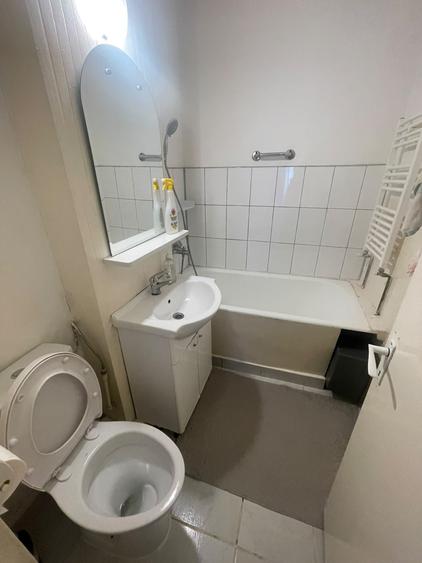 Apartament cu 2 camere decomandat în Mircea cel Bătrân