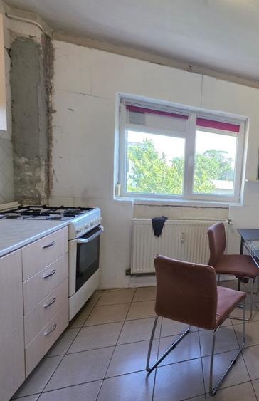 Apartament cu 2 camere semidecomandat în Titan — fotografia 1