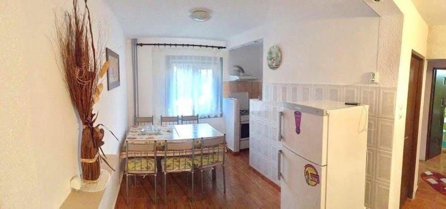 Apartament cu 3 camere decomandat în Ultracentral