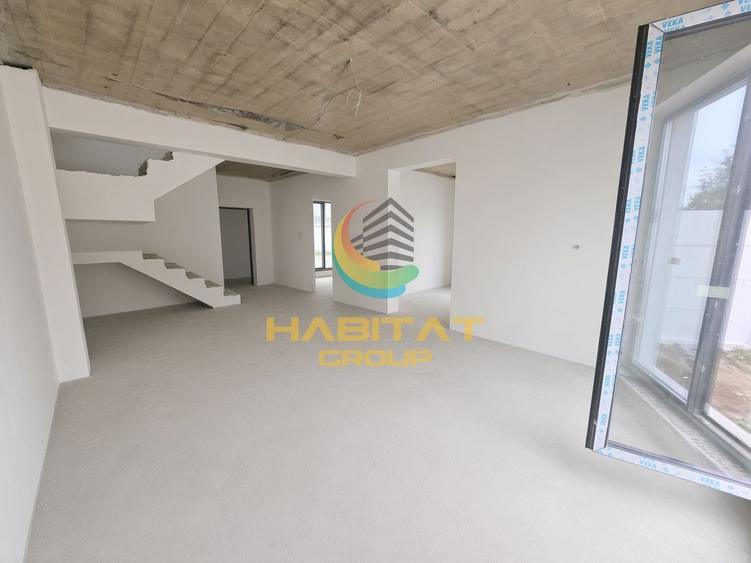 Casă individuală cu 5 camere cu Canalizare în Central