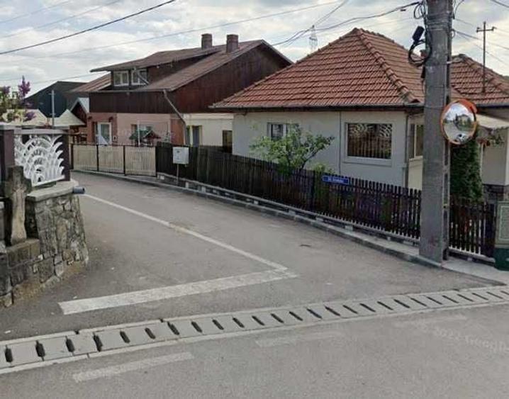 Spațiu comercial, în Cornu
