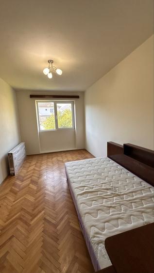 Apartament cu 2 camere semidecomandat în Sud