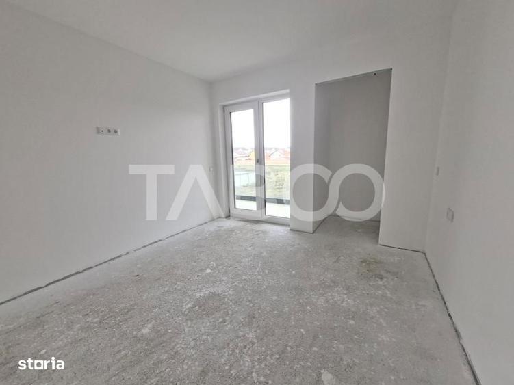 Casă cu 4 camere decomandat cu Teren 115 Mp în Central