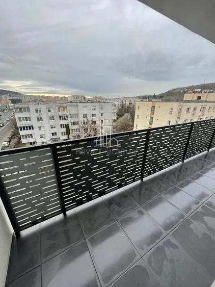 Apartament cu 2 camere decomandat în Tudor