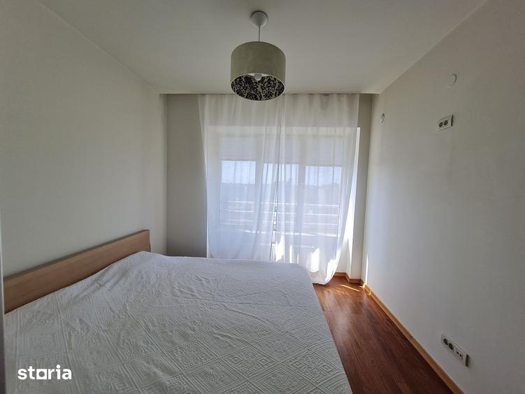 Apartament cu 3 camere decomandat în Dudești