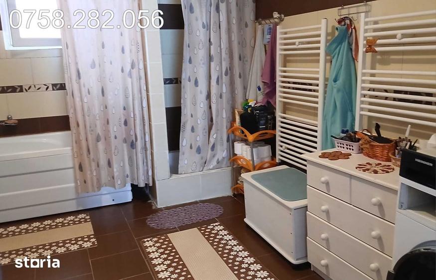 Casă cu 3 camere cu Teren 50 Mp în Racșa