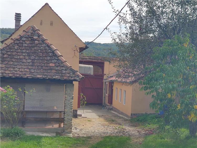 Casă cu 3 camere cu Canalizare în Aciliu