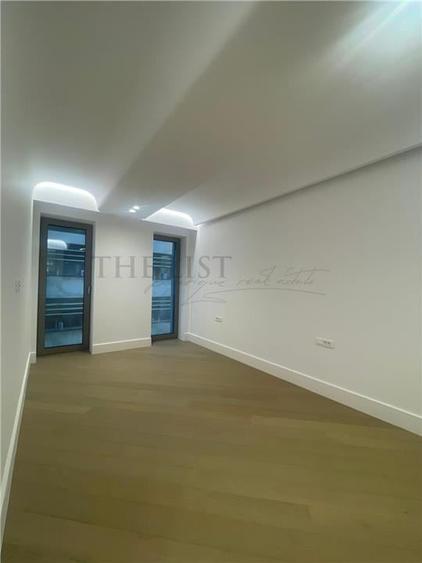 Apartament cu 2 camere semidecomandat în Iancu Nicolae