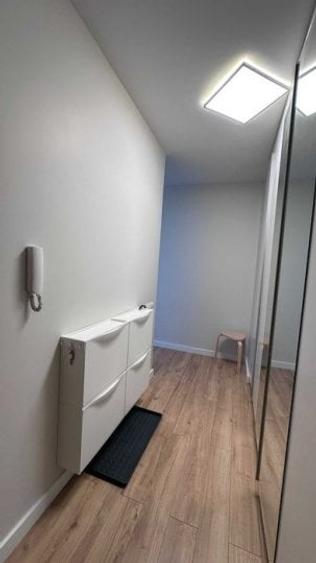 Apartament cu 2 camere semidecomandat, mobilat în Titan