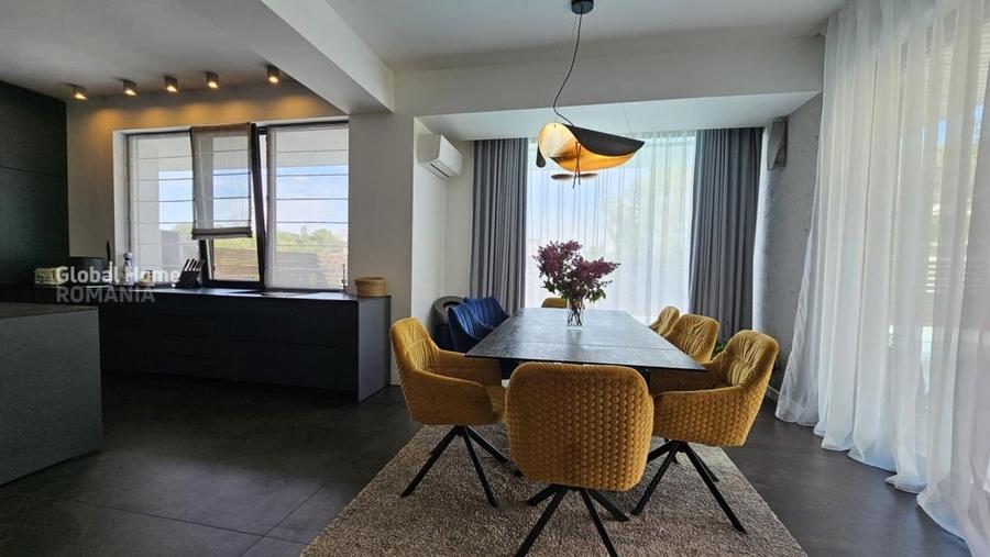Casă cu 4 camere cu Teren 330 Mp în Corbeanca