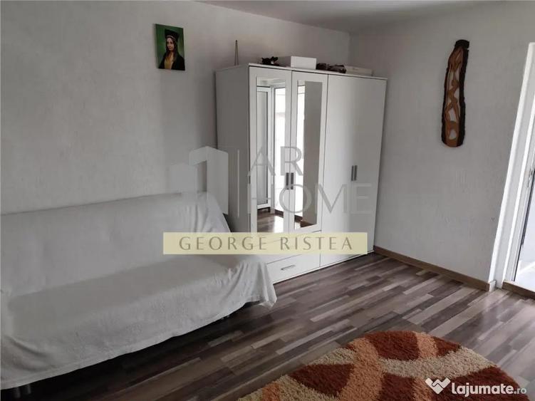 Casă cu 3 camere cu Teren 1364 Mp în Central
