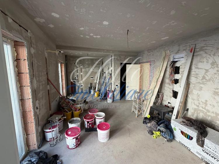 Apartament cu 2 camere decomandat în Florești