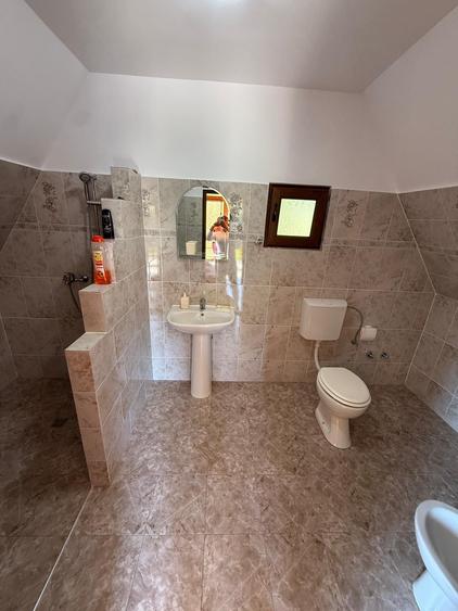Casă individuală cu 4 camere cu Teren 1000 Mp în Murighiol