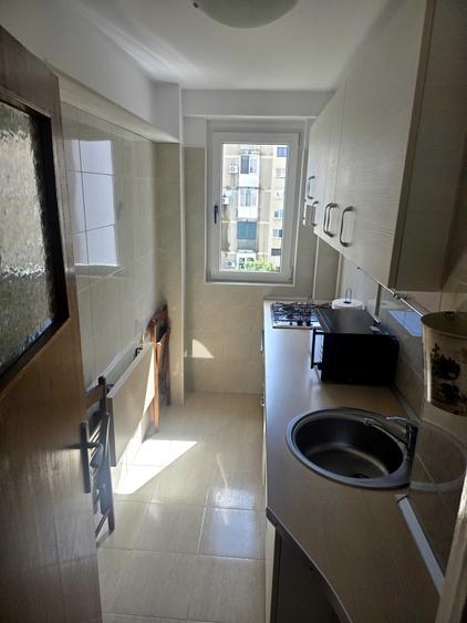 Apartament cu 2 camere decomandat în Viilor