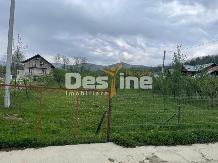 Teren Construcții intravilan de 4057 mp, în Ștefești