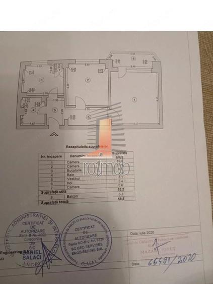 Apartament cu 2 camere decomandat în Universitate
