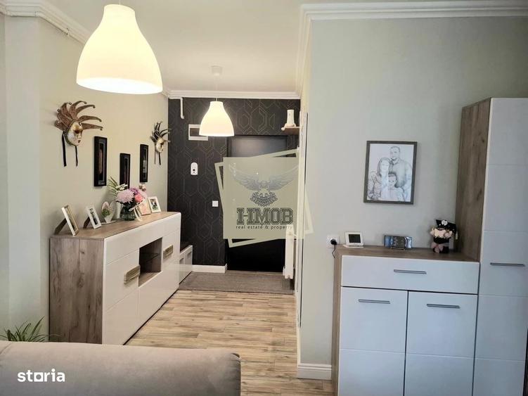 Apartament cu 3 camere decomandat în Turnișor