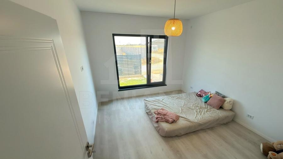 Casă individuală cu 3 camere cu Teren 479 Mp în Cârcea