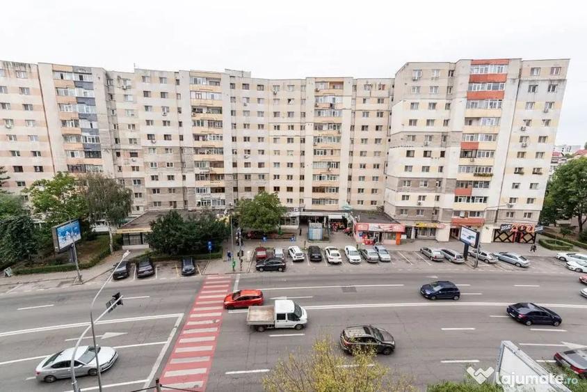 Apartament cu 3 camere decomandat în Nord