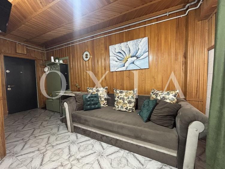 Apartament cu 2 camere semidecomandat, mobilat în Lipovei