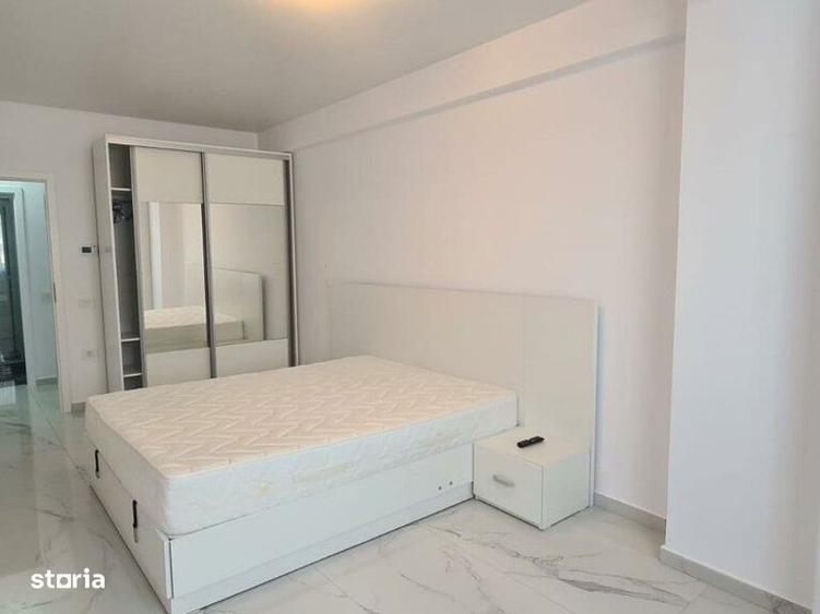 Apartament cu 2 camere în Micro 17
