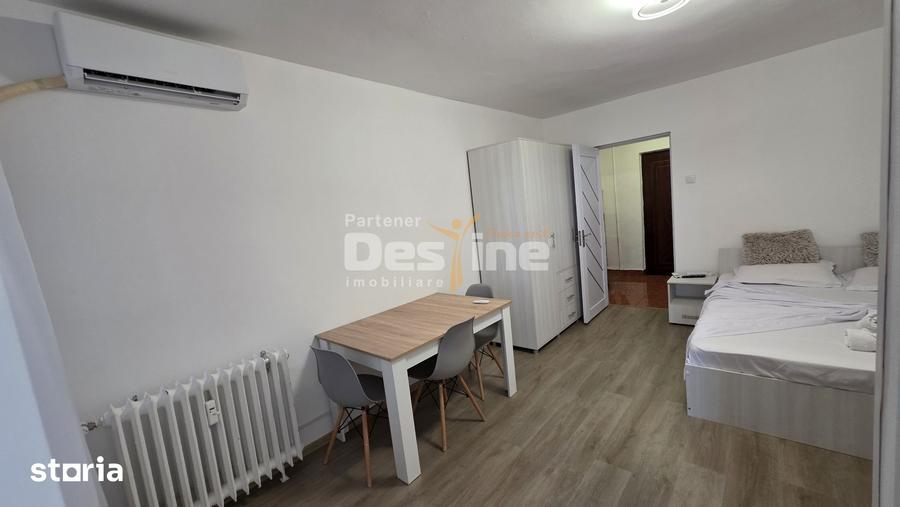 Garsonieră, mobilată în Brazda lui Novac