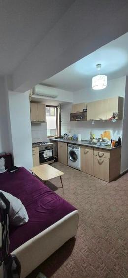 Apartament cu 2 camere, mobilat în Baza 3