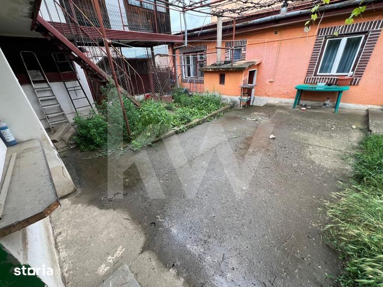 Casă cu 3 camere cu Teren 250 Mp în Central