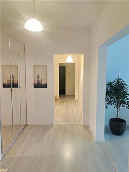 Apartament cu 3 camere decomandat în Iosefin