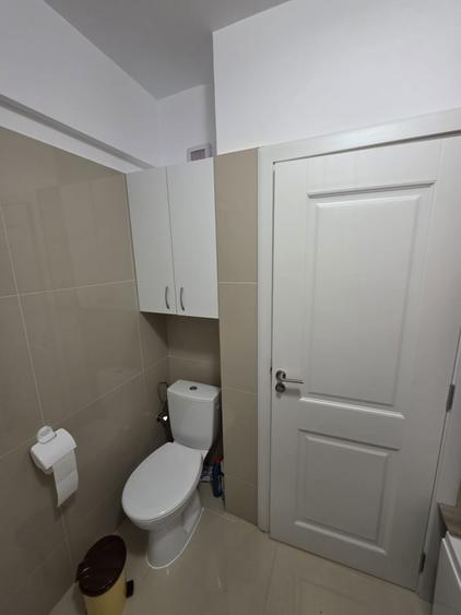 Apartament cu 3 camere decomandat, mobilat în Rediu