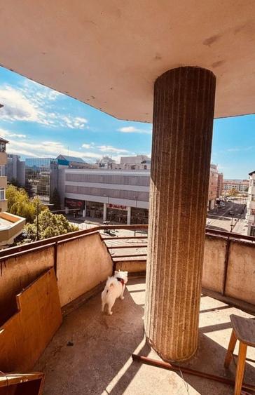 Apartament cu 3 camere decomandat în Central