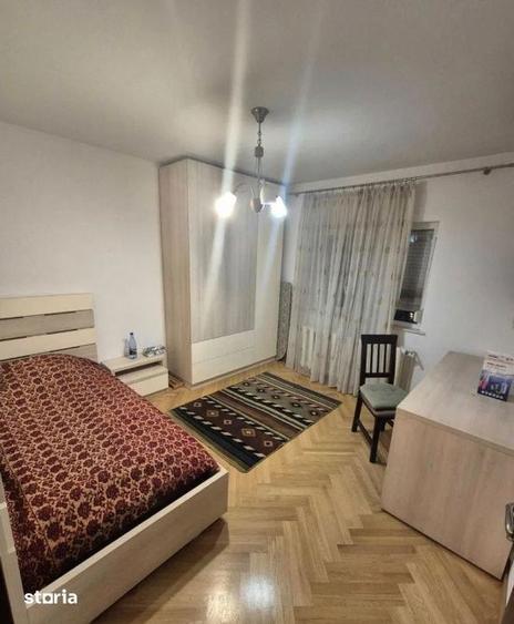 Apartament cu 3 camere decomandat în 13 Septembrie