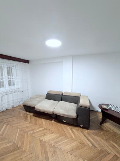 Apartament cu 4 camere în Ultracentral