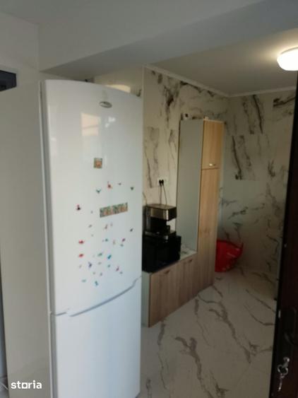 Casă cu 4 camere cu Teren 150 Mp în Vitan