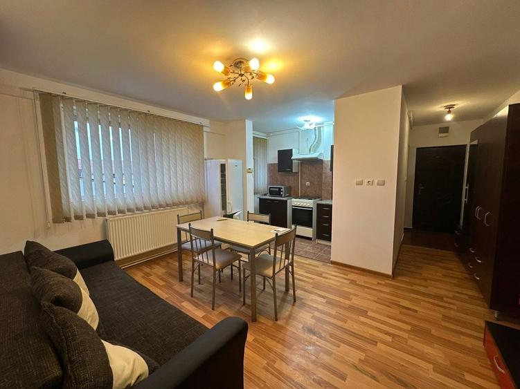 Apartament cu 2 camere, mobilat în Girocului