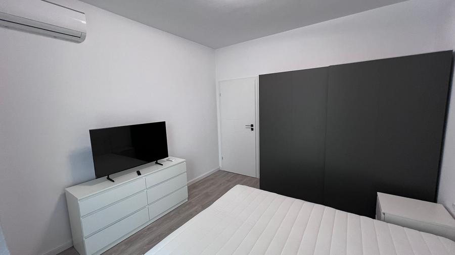 Apartament cu 2 camere semidecomandat, mobilat în Lujerului