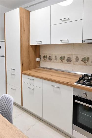 Apartament cu 2 camere decomandat, mobilat în Exterior Sud