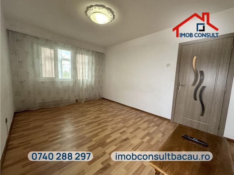 Apartament cu 2 camere decomandat în Milcov