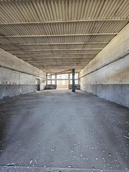 Spațiu industrial, de 2,931 mp, în Central