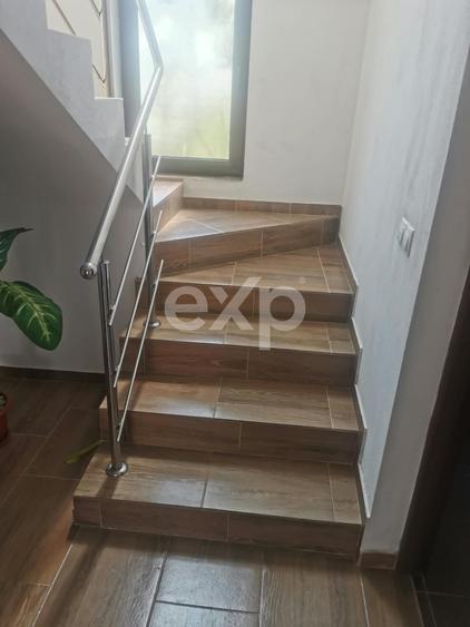 Casă individuală cu 5 camere cu Teren 700 Mp în Ungureni (Dragomirești)