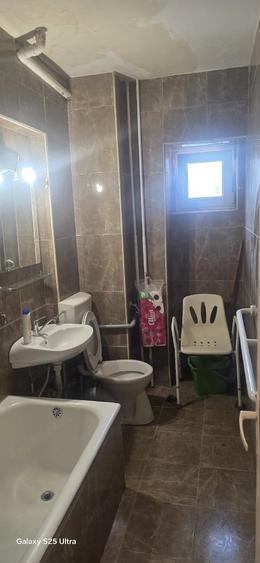 Apartament cu 3 camere decomandat în Mărăști